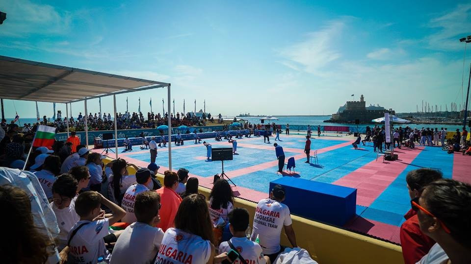 The inaugural World Beach Taekwondo Championships began on the Greek island of Rhodes today ©WTF