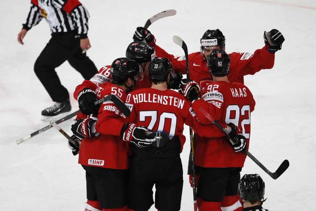 Switzerland clinched a dramatic victory over Slovenia in Group B ©Getty Images