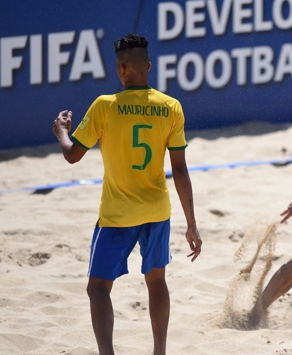Brazil through to first FIFA Beach Soccer World Cup final since 2011