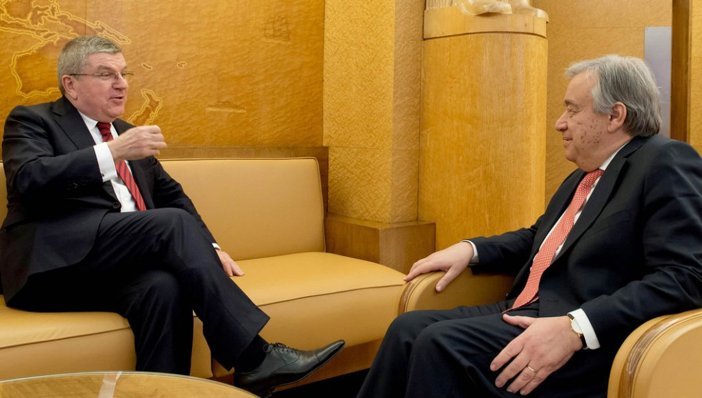 Thomas Bach, left, meeting the new United Nations secretary general António Guterres ©IOC