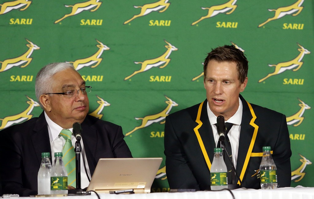 SA Rugby President Mark Alexander, left, has vowed to submit an outstanding bid ©Getty Images