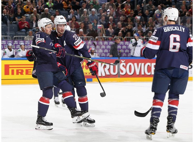 The United States claimed a 3-0 win over Italy today ©IIHF