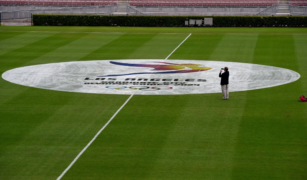 Los Angeles 2024 branding at the centre of the Rose Bowl stadium ©Getty Images