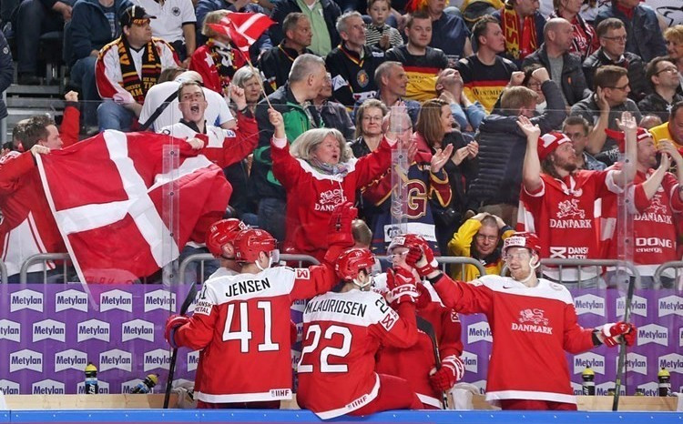 Denmark defeated Germany in overtime in Cologne this evening ©IIHF