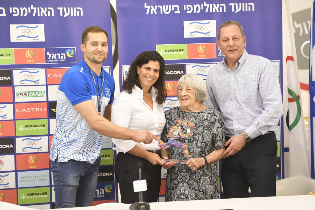 Agnes Keleti, inside right, was awarded The Israel Prize by the National Olympic Committee of Israel ©Israel NOC