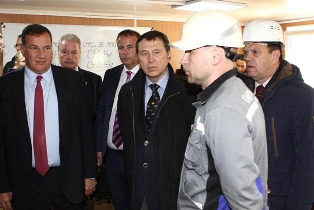 Coordination Commission head Spyros Capralos, left, is leading the EOC delegation in Minsk ©NOC RB