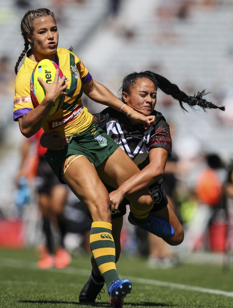 Australia's women playing New Zealand in a nines match ©Getty Images
