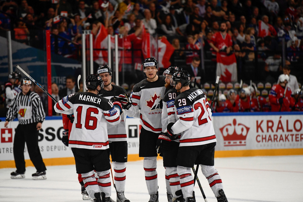 Defending champions Canada back to winning ways at IIHF World Championships