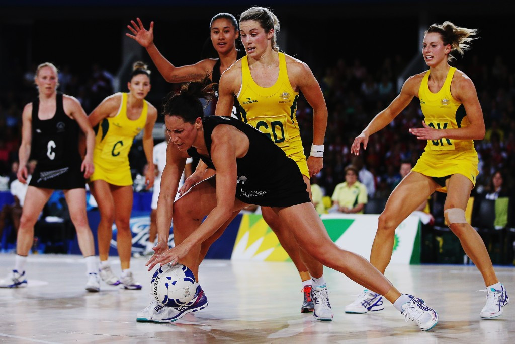 Australia beat New Zealand 58-40 in the netball gold medal match at Glasgow 2014 ©Getty Images