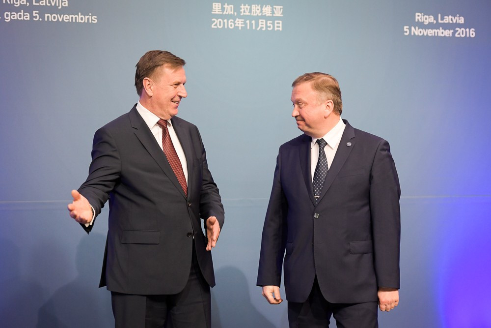 Belarus Prime Minister Andrei Kobyakov, right, has been named chair of the organising committee ©Getty Images