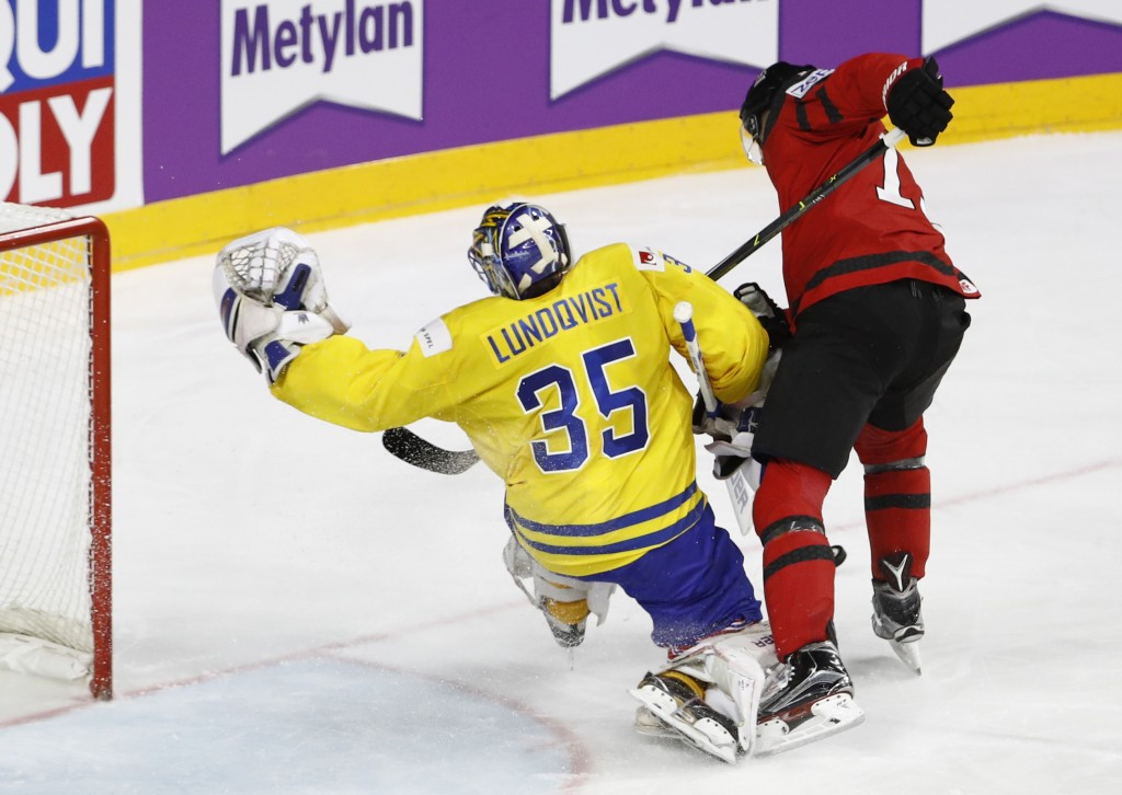 Swedish goalkeeper Henrik Lundqvist saved all four Canadian shoot-out attempts ©Getty Images