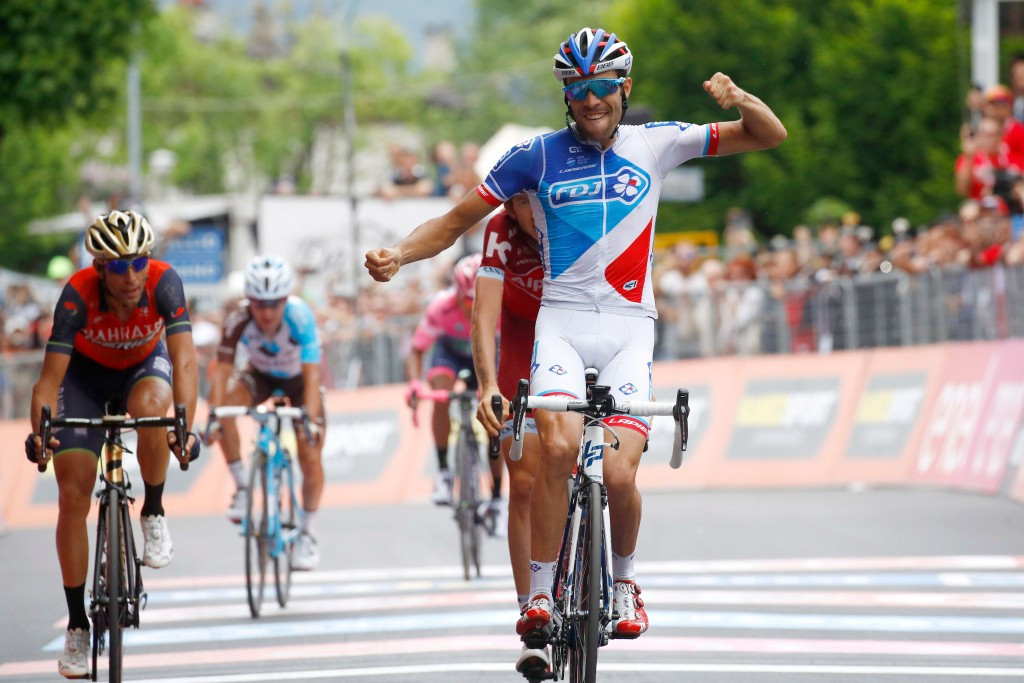 Quintana holds narrow Giro d’Italia lead as Pinot wins penultimate stage