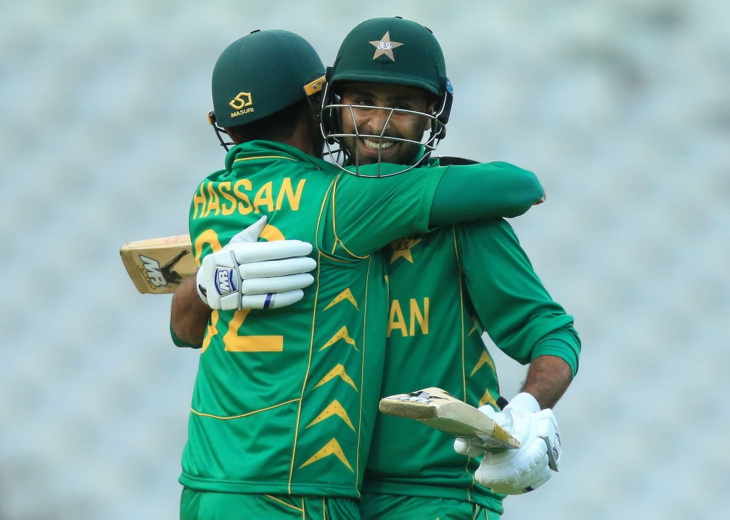 Big hitting from Ashraf sees Pakistan to victory warm-up for ICC Champions Trophy