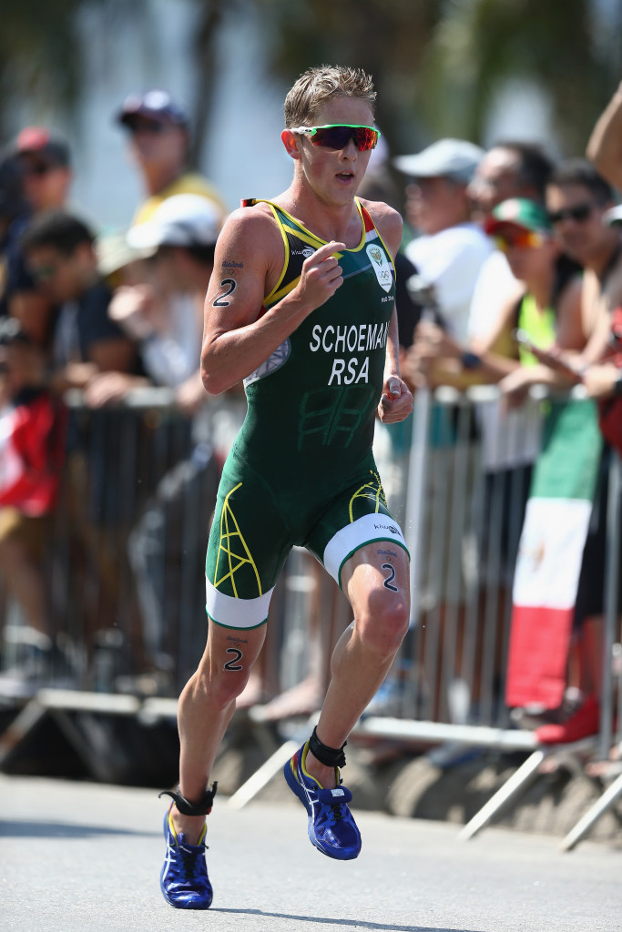 South Africa's Henri Schoeman leads the men's field ©Getty Images