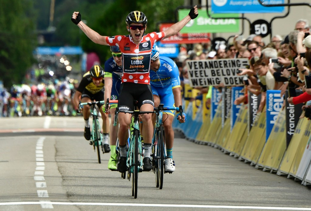 Bouwman wins third stage of Critérium du Dauphiné as De Gendt keeps hold of overall lead