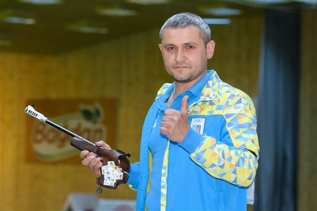 Ukraine’s Oleh Omelchuk claimed his fifth World Cup gold medal in the men’s 50m pistol event ©ISSF