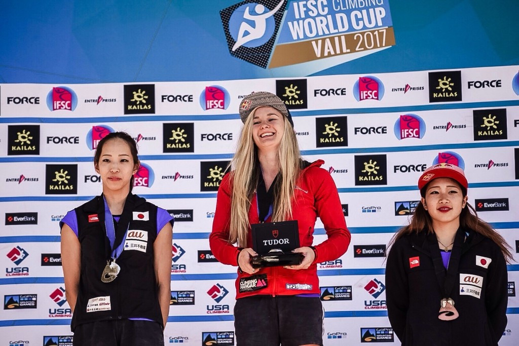 Shauna Coxsey prevailed in the women's event in Vail today ©IFSC