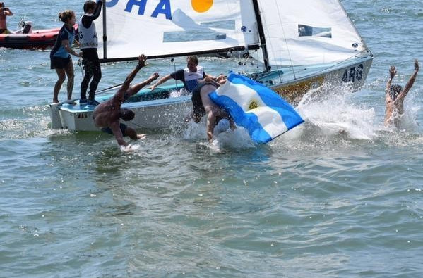 Argentina celebrated more sailing success ©Twitter