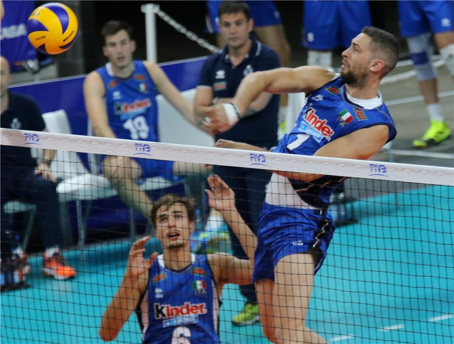 Italy defeated current table-toppers France ©FIVB 