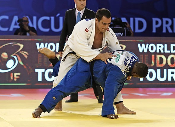 David Moura won the men's over-100kg title in Cancun ©IJF
