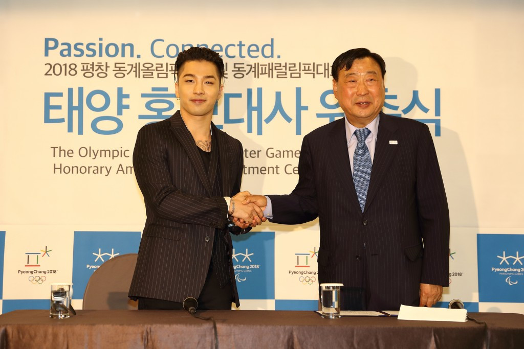Taeyang, left, plans to write and sing a song for the 2018 Winter Olympic and Paralympic Games ©Pyeongchang 2018