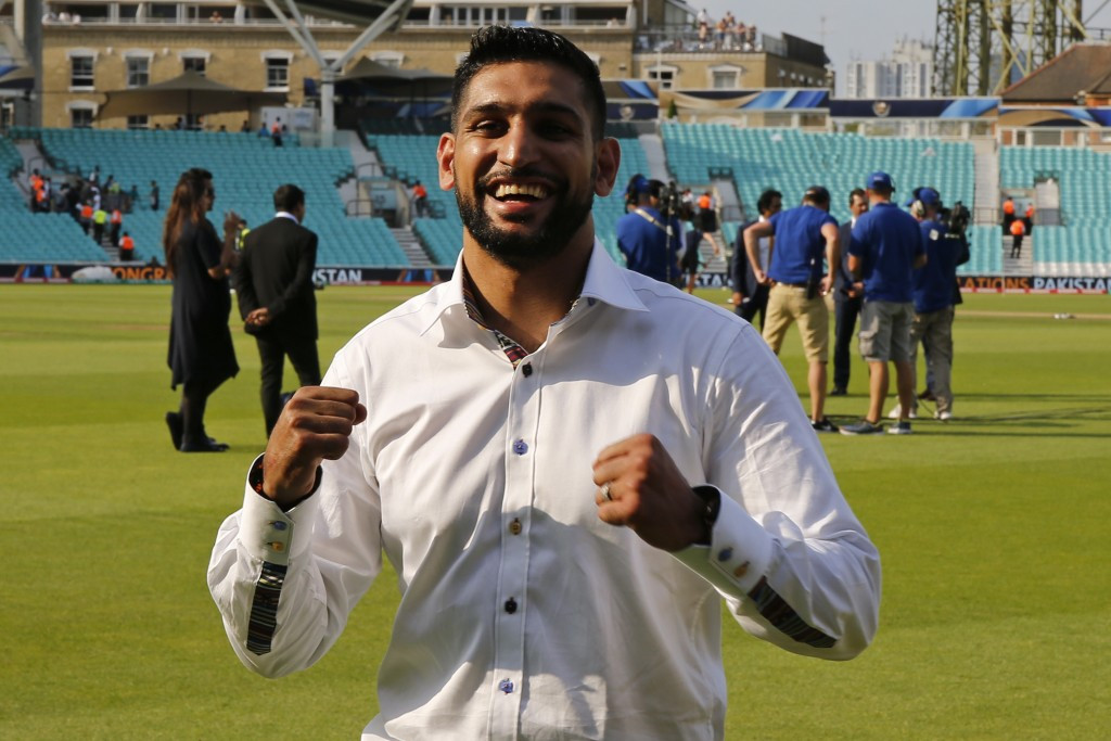 Amir Khan provided support after the tragedy ©Getty Images