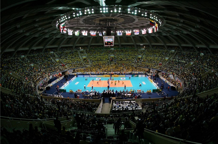 Hosts Brazil to begin pursuit of historic 10th FIVB World League title with clash with France