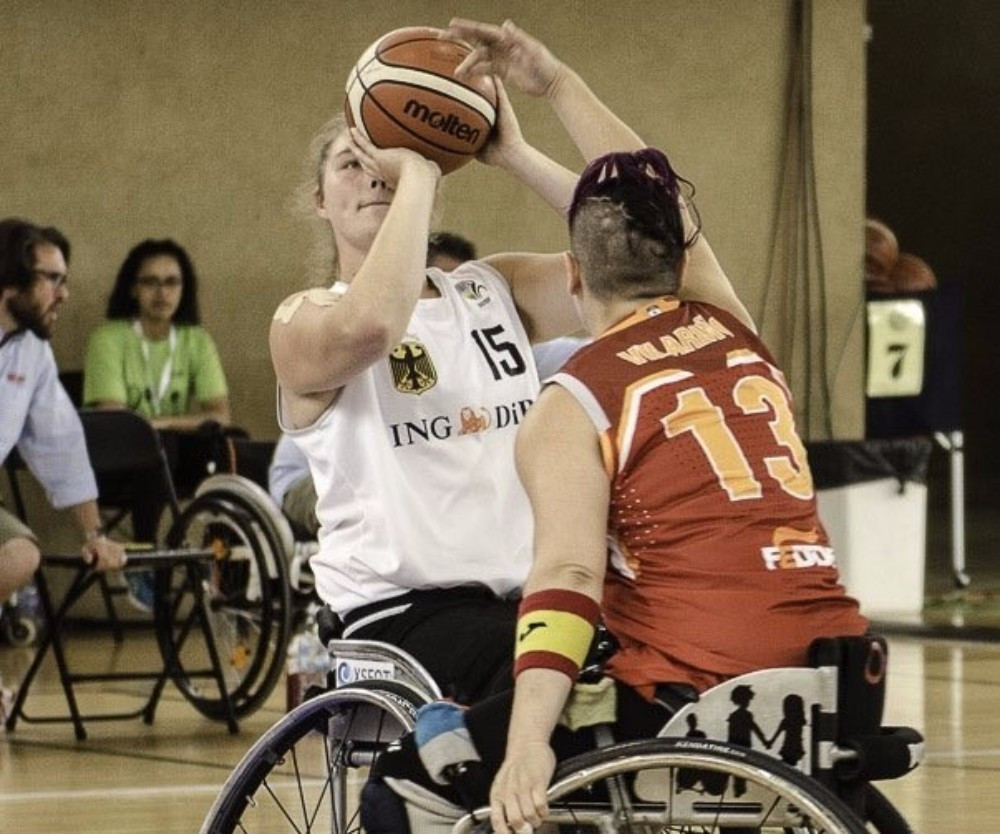 Defending champions Germany earned their second straight win in the women's event ©EuroWB17