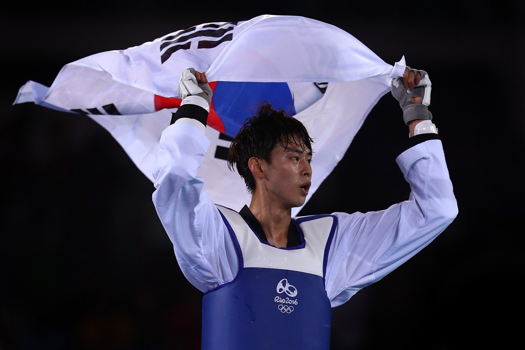 Kim on course for title defence after strong opening day at World Taekwondo Championships