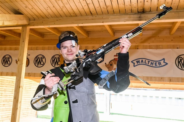 Finland’s Cristian Friman claimed the first gold medal of the event in Suhl ©ISSF