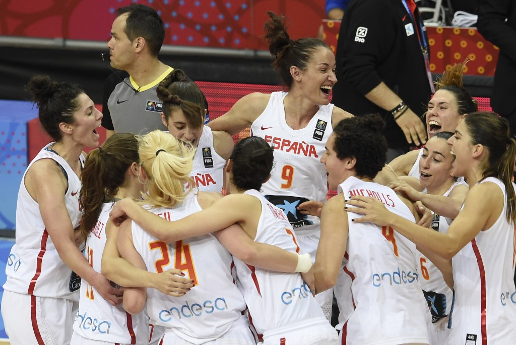 Spain beat Belgium 68-52 in the other semi-final ©Getty Images