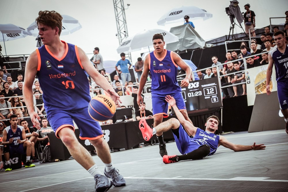 Top seeds The Netherlands began their pursuit of the men's title with two victories as action began in Chengdu ©FIBA