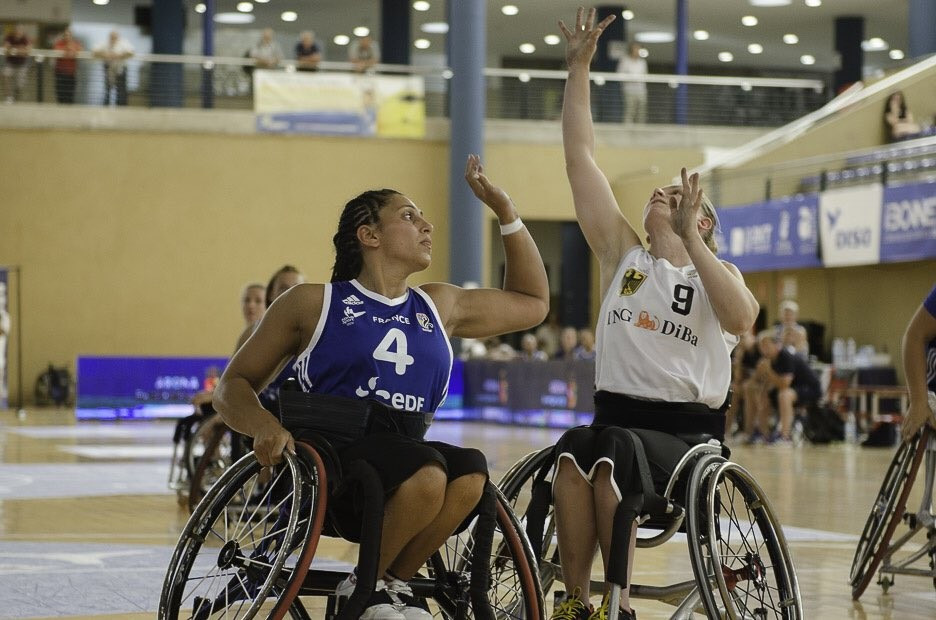 Germany swept aside France to set up a meeting with the Dutch in the women's final ©EuroWB2017