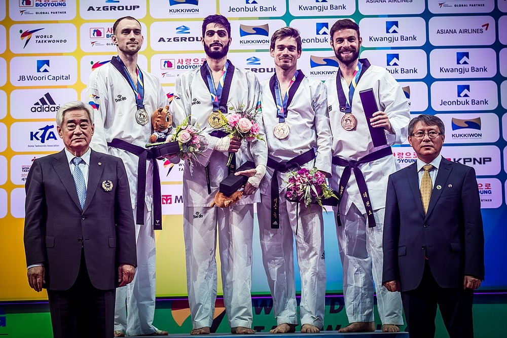Before celebrating with his fellow medallists on the podium ©World Taekwondo