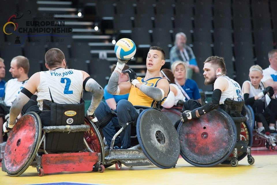 Sweden, pictured in their quarter-final against Finland, earned a dramatic semi-final win at the IWRF European Championships ©IWRF