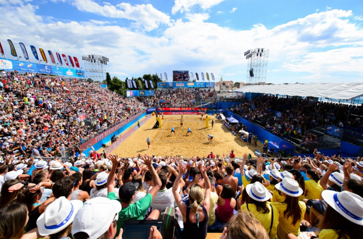 A packed crowd filled the Red Bull Beach Arena for the FIVB World Tour event ©FIVB