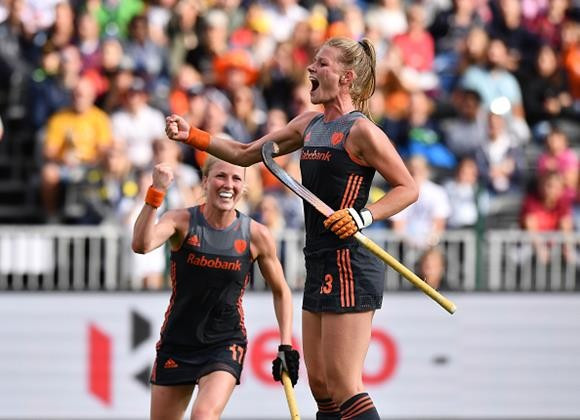 The Netherlands celebrate victory in the Hockey World League Semi-Final in Brussels ©FIH