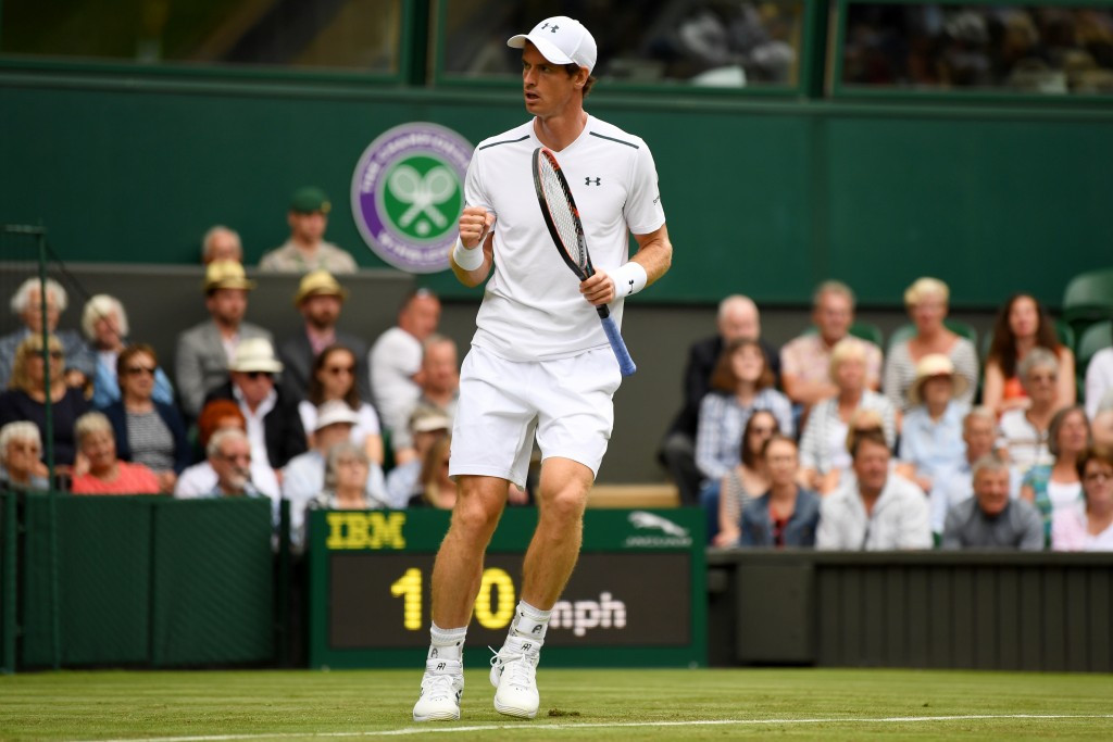 Murray eases fitness worries with dominant opening Wimbledon performance