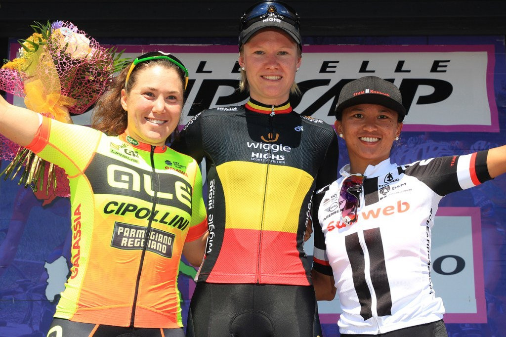 Jolien d'Hoore (centre) after winning the fourth stage of the women's Giro d'Italia ©GiroRosaCycling