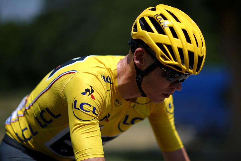 The Briton remained in the yellow jersey after a safe day ©Getty Images