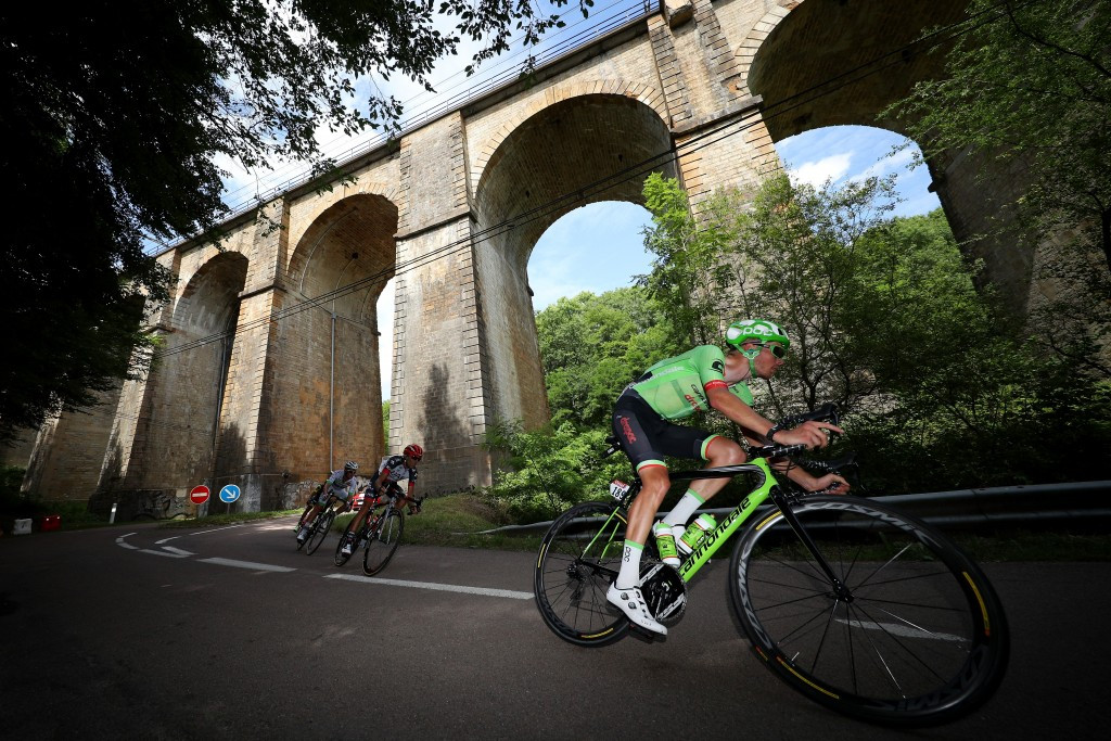 Kittel wins third sprint stage of 2017 Tour de France