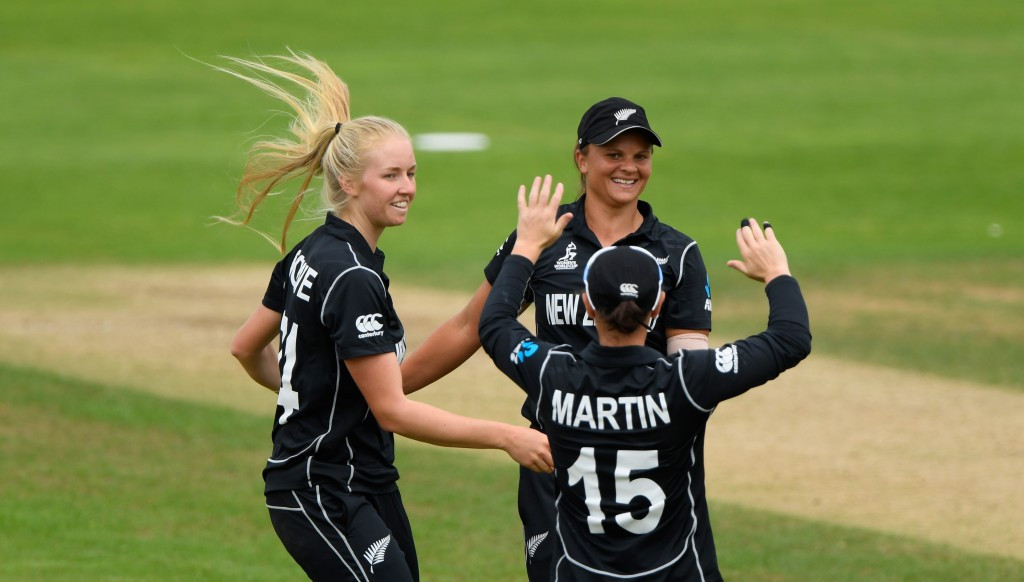 Medium-pacer Hannah Rowe, left, took three wickets as New Zealand bowled Pakistan out for 144 ©Getty Images