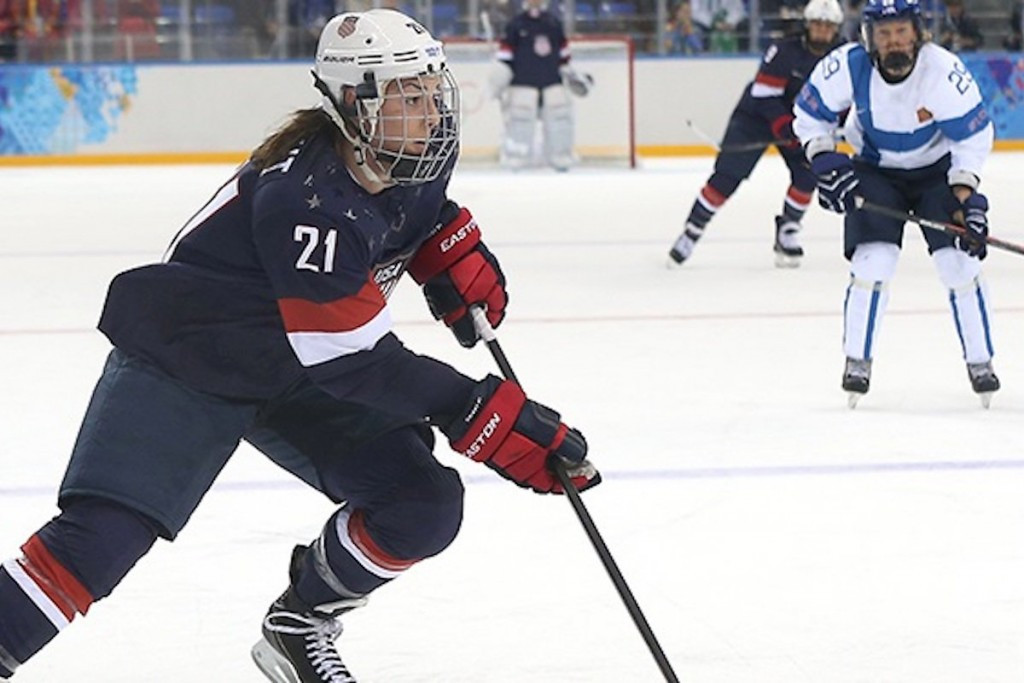 United States dominant in opening match at IIHF Women's World Championship
