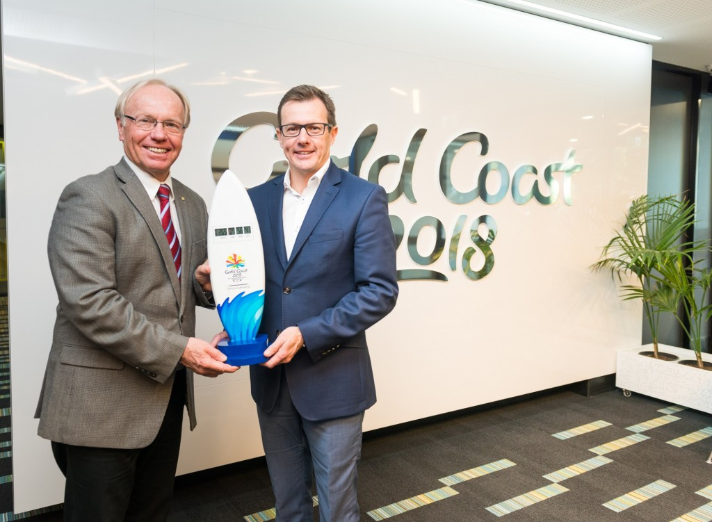 Gold Coast 2018 chairman Peter Beattie, left, and Ken Boal, vice-president of Cisco Australia and New Zealand, right ©Gold Coast 2018