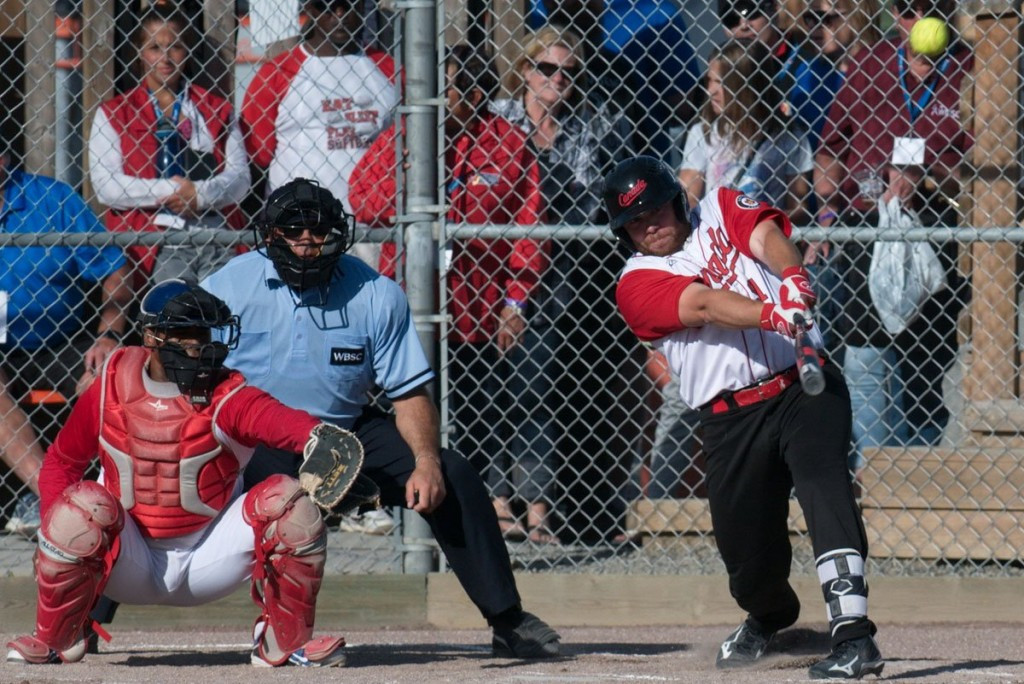 Hosts Canada remain on course for the defence of their title ©WBSC