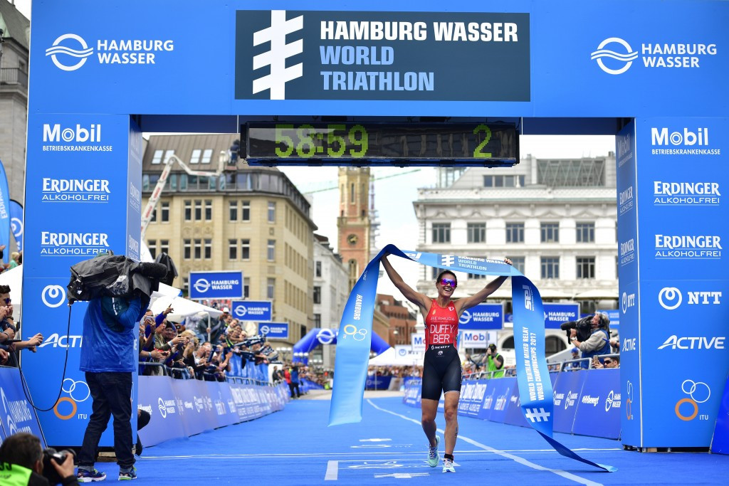 Duffy dominates in Hamburg to earn third straight World Triathlon Series win