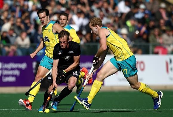 Australia came from behind to beat New Zealand ©FIH