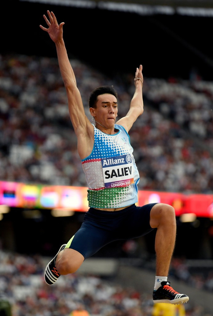 Uzbekistan’s Doniyor Saliev won the men's long jump T12 final with an area record of 7.18m ©Getty Images