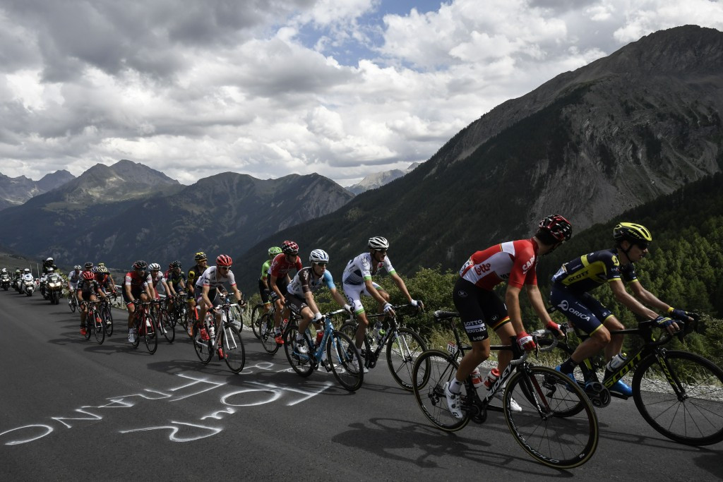 An early breakaway head towards the mountains during today's stage ©Getty Images