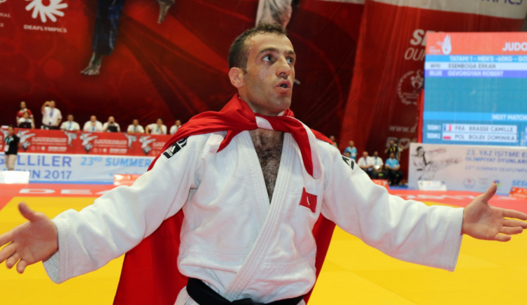 Erkan Esenboğa secured two gold medals today ©Deaflympics